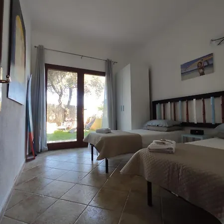 Julian's House Portopollo Апартаменты *
